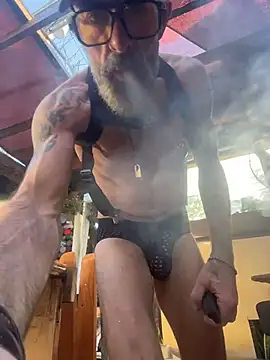 Snapshot of HandyBro chatting on 01-18-26, 11:41 HandyBro online show from 01-18-26, 11:41