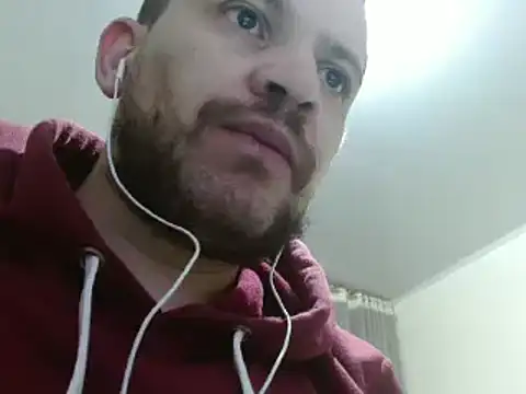 camiloking1720 online show from 01-18-25, 03:09