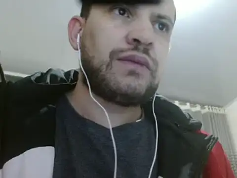 camiloking1720 online show from 01-28-25, 04:39