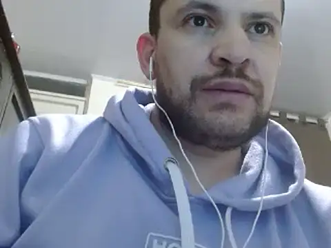 camiloking1720 online show from 02-03-25, 04:46