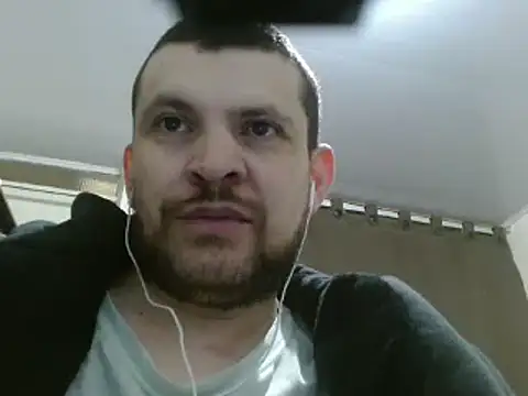 camiloking1720 online show from 02-05-25, 01:33