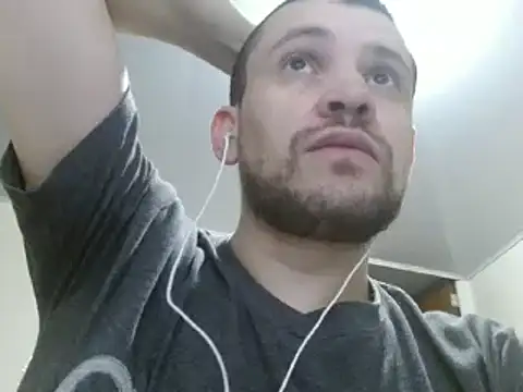 camiloking1720 online show from 02-26-25, 05:50