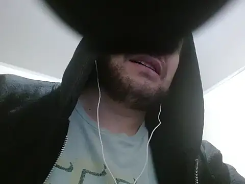 camiloking1720 online show from 09-13-25, 09:36