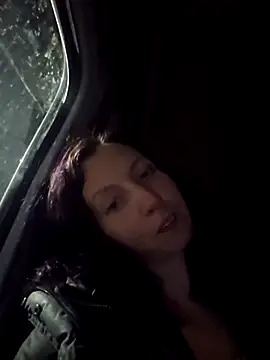 erinSmiles online show from 11-11-25, 08:47