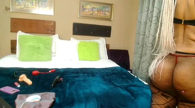 MidnightPassionxx online show from 01-31-25, 07:40