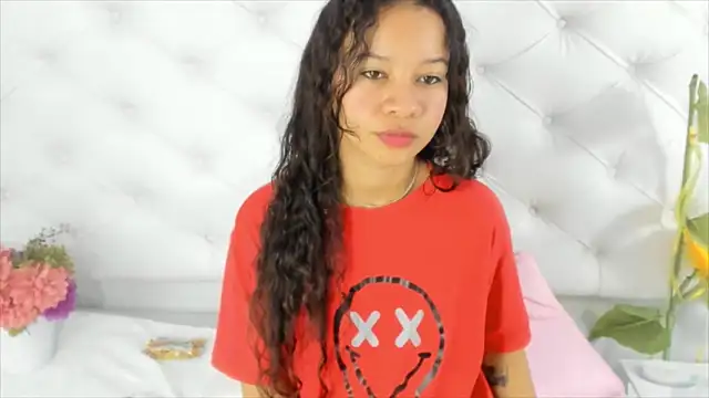 Snapshot of brithany_rousee chatting on 12-12-24, 10:20 brithany rousee online show from 12-12-24, 10:20