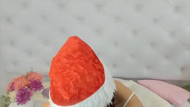 Snapshot of brithany_rousee chatting on 12-16-24, 12:16 brithany rousee online show from 12-16-24, 12:16