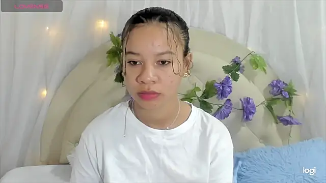 Snapshot of brithany_rousee chatting on 01-15-25, 07:12 brithany rousee online show from 01-15-25, 07:12