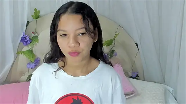 Snapshot of brithany_rousee chatting on 02-04-25, 07:11 brithany rousee online show from 02-04-25, 07:11