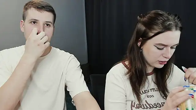 Pinku kitsune online show from 02-11-25, 06:08