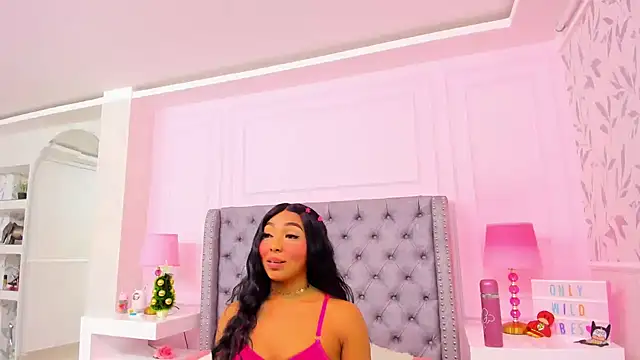 Snapshot of HaileeRoberts chatting on 11-13-25, 12:15 HaileeRoberts online show from 11-13-25, 12:15