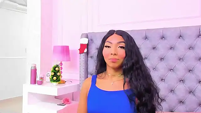 Snapshot of HaileeRoberts chatting on 11-30-25, 01:04 HaileeRoberts online show from 11-30-25, 01:04