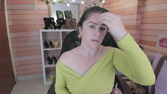 Victoria collins 1 online show from 02-11-26, 10:53