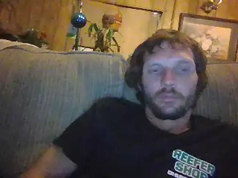 luke thighwalker2469 online show from 01-29-25, 09:01