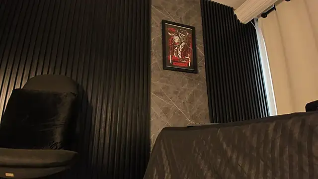 Snapshot of BambiiQueen chatting on 03-02-25, 12:43 BambiiQueen online show from 03-02-25, 12:43