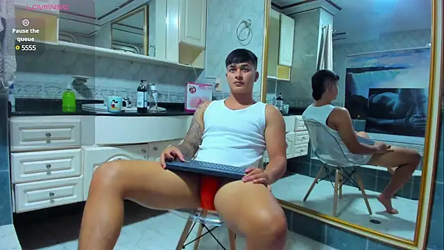 Cristopher strong online show from 02-15-25, 03:52