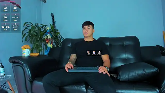 Cristopher strong online show from 10-26-25, 11:16