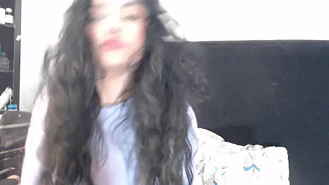 lolaa staars online show from 02-09-25, 03:00