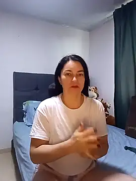 renata hot1 online show from 03-21-25, 09:56