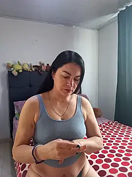 renata hot1 online show from 09-15-25, 03:23