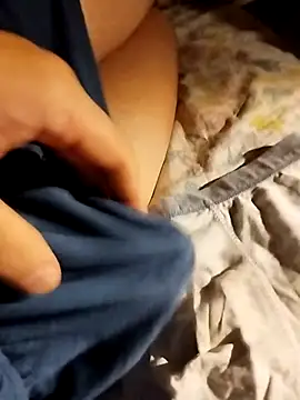 Grig1982 online show from 10-29-25, 04:09