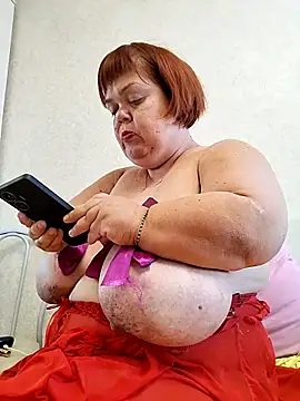 MIDGET-TITS online show from 10-25-25, 08:00