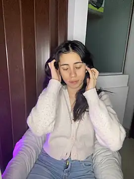 Catyloves online show from 12-11-24, 07:09