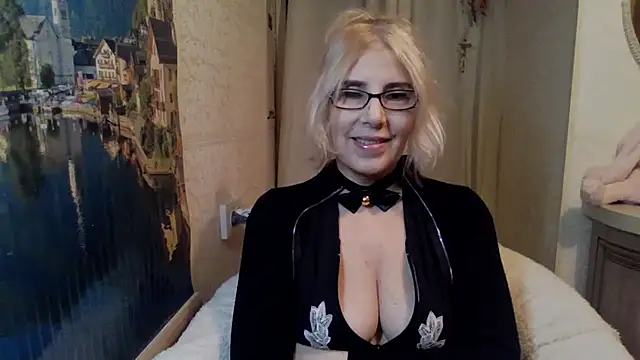 sweet raspberry online show from 01-19-25, 03:21