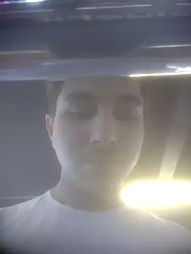 Kalinpauzudo online show from 07-18-26, 04:33