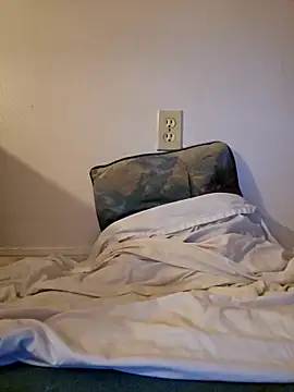 Snapshot of jorwee chatting on 12-04-24, 06:11 jorwee online show from 12-04-24, 06:11