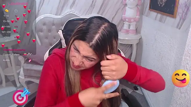 Snapshot of Valerie_b chatting on 03-14-25, 11:01 Valerie b online show from 03-14-25, 11:01