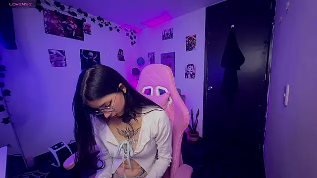 cami mila9 online show from 02-16-26, 05:47