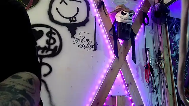 KRYZTALYNXXX online show from 12-27-24, 03:48