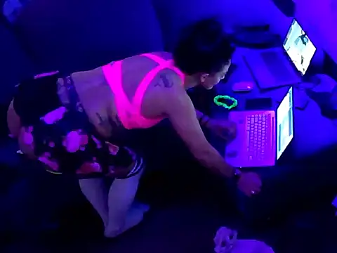 KRYZTALYNXXX online show from 01-11-25, 01:01