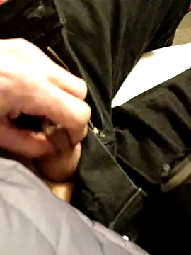 Snapshot of sjorgiogeorge chatting on 02-06-25, 07:18 sjorgiogeorge online show from 02-06-25, 07:18