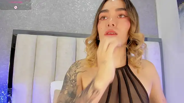 Snapshot of Lucy_Vega chatting on 09-11-25, 04:45 Lucy Vega online show from 09-11-25, 04:45