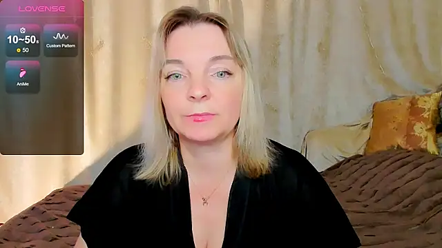 Regina  blue online show from 10-17-25, 03:36