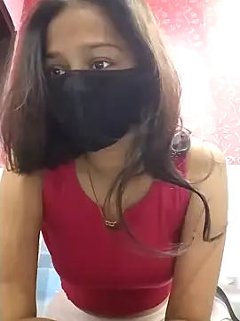 Snapshot of Kashish_18 chatting on 12-12-24, 05:42 Kashish 18 online show from 12-12-24, 05:42