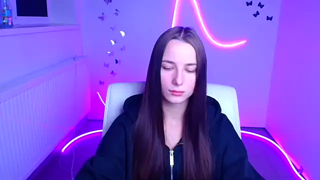 Eva Janee online show from 12-19-25, 06:42