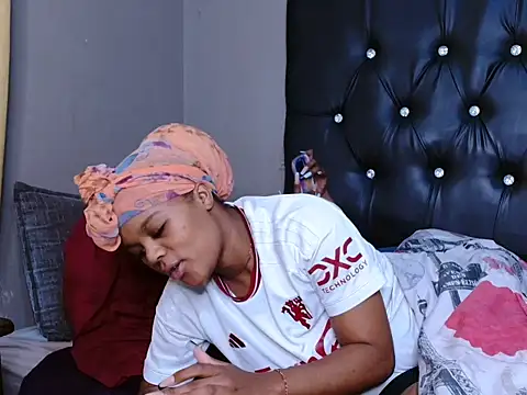 DarkDivva24 online show from 03-02-26, 01:29