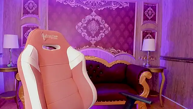 Snapshot of SummersAngel chatting on 12-15-24, 02:16 SummersAngel online show from 12-15-24, 02:16