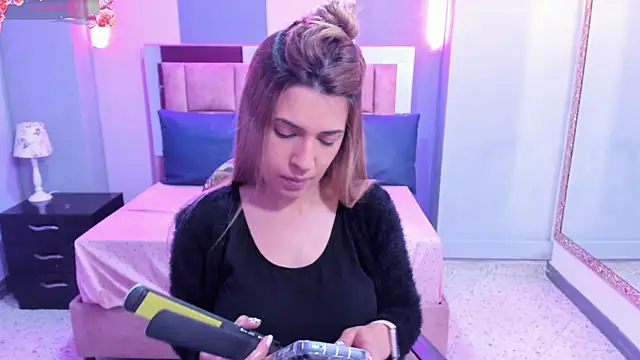 EvaaLovia1 online show from 01-29-25, 01:17