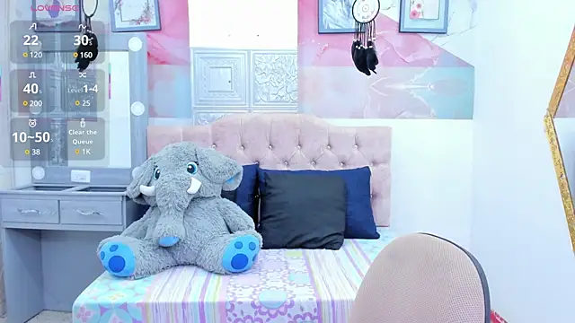 EvaaLovia1 online show from 03-03-25, 01:20