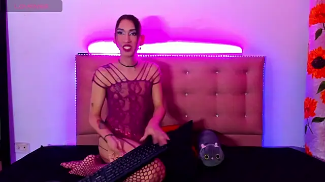 Snapshot of khandyzBlum chatting on 12-21-24, 10:19 khandyzBlum online show from 12-21-24, 10:19