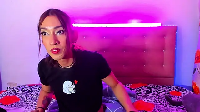 Snapshot of khandyzBlum chatting on 01-20-25, 06:43 khandyzBlum online show from 01-20-25, 06:43