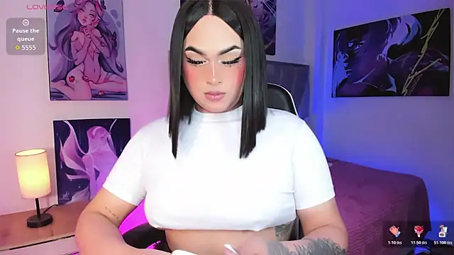 Snapshot of alexia_mattel chatting on 02-04-26, 01:28 alexia mattel online show from 02-04-26, 01:28