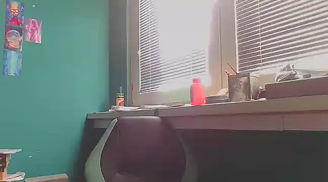 Snapshot of YouWantMe666 chatting on 02-24-25, 12:59 YouWantMe666 online show from 02-24-25, 12:59