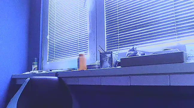 Snapshot of YouWantMe666 chatting on 02-26-25, 08:37 YouWantMe666 online show from 02-26-25, 08:37