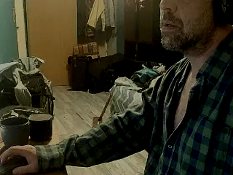 Snapshot of YouWantMe666 chatting on 10-31-25, 07:15 YouWantMe666 online show from 10-31-25, 07:15