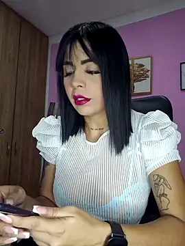 Snapshot of Tamyjenkins1 chatting on 10-23-25, 12:32 Tamyjenkins1 online show from 10-23-25, 12:32